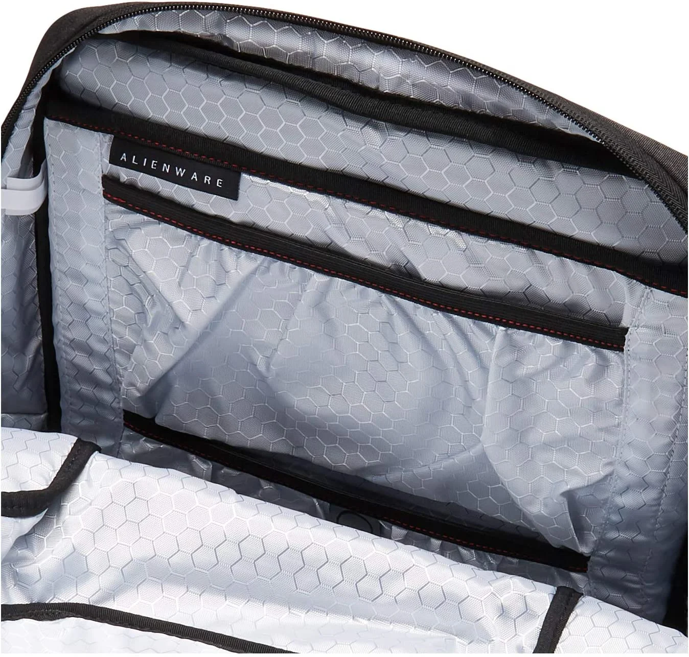 ALIENWARE BACKPACK 15.6 AND 17.3 INCH AWM17BPP - Image 4